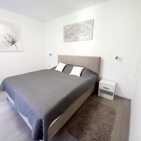 סלאבונסקי ברוד Apartment Centar מראה חיצוני תמונה